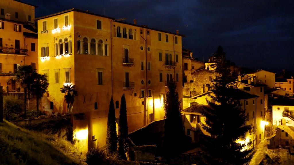 ספולטו Hotel Clarici מראה חיצוני תמונה
