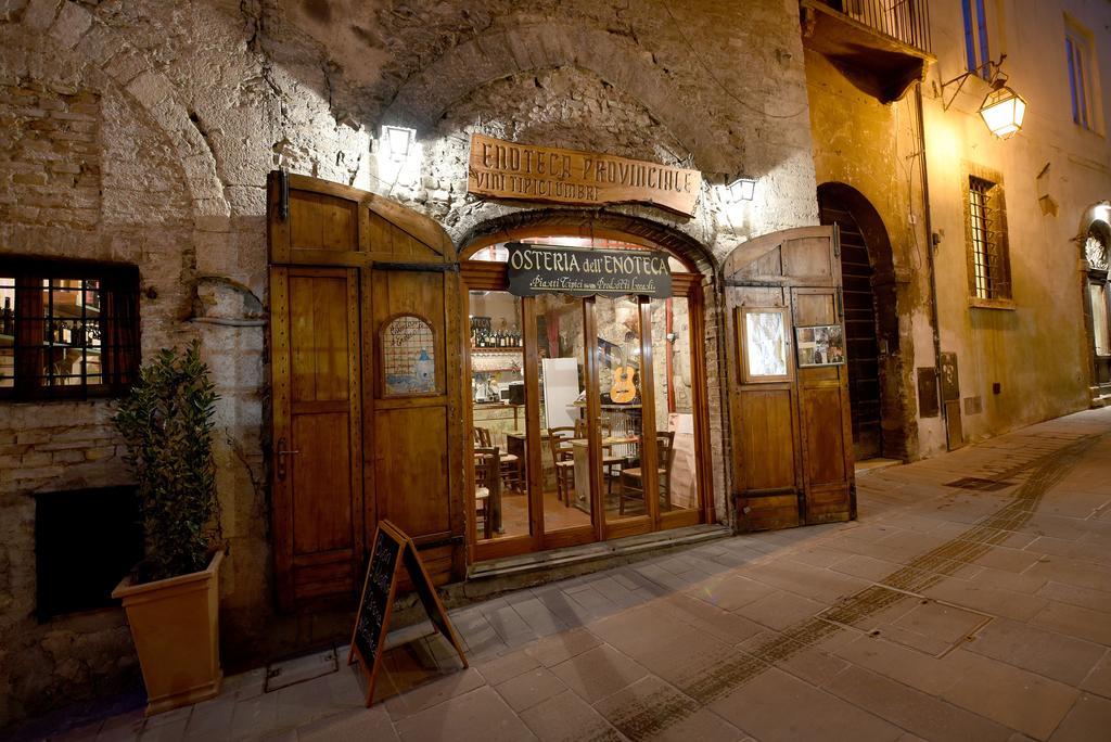 ספולטו Hotel Clarici מראה חיצוני תמונה