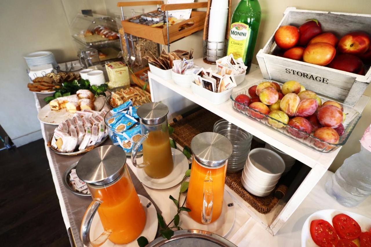 ספולטו Hotel Clarici מראה חיצוני תמונה
