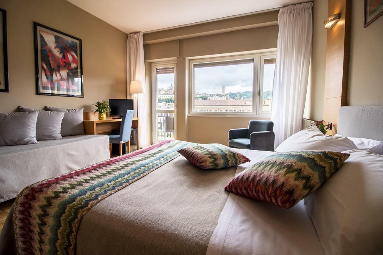 ספולטו Hotel Clarici מראה חיצוני תמונה